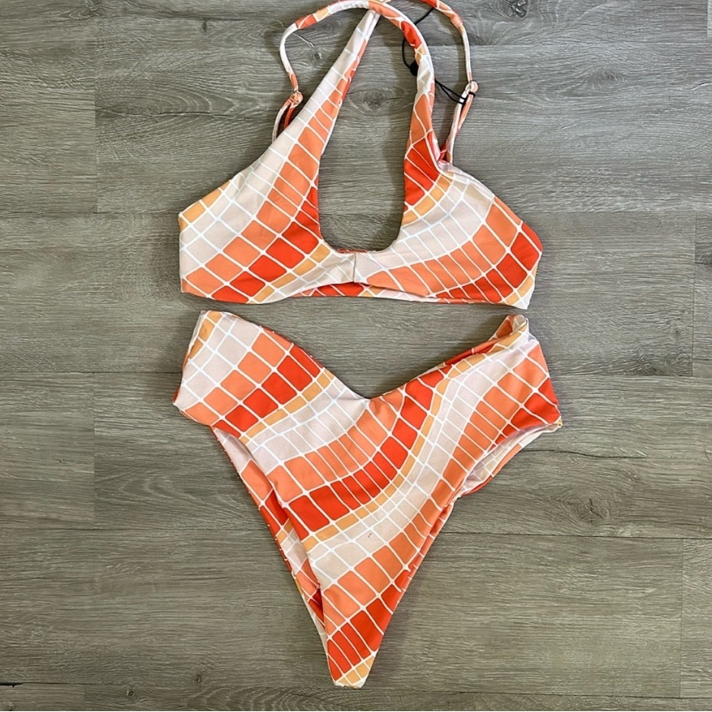 Skatie Bikini Set medium top, large bottom